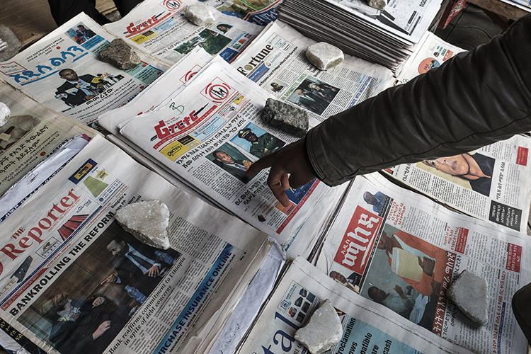 Trois Journaux Devant Le Tribunal pour des Articles Publiés en 2015