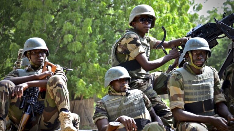 Guinea: Soldiers, thugs attack journalists