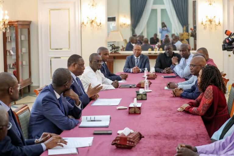 Senegalese President grants tax amnesty to the media in bridge-building efforts